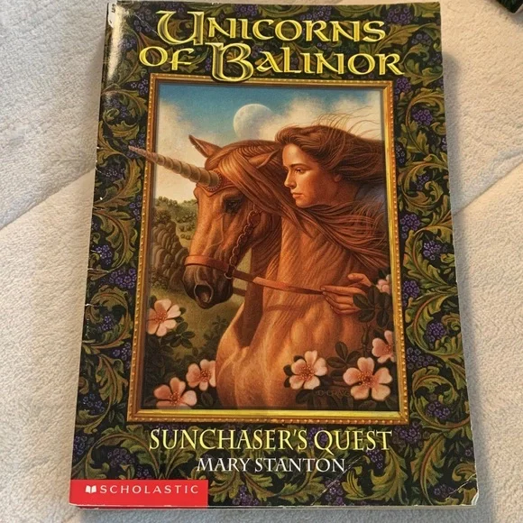 Unicorns of Balinor chapter books - Picture 3 of 10